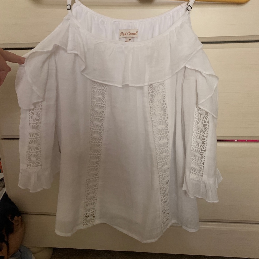 White dress shirt